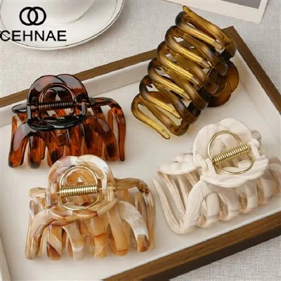 France Luxe Hair Claw